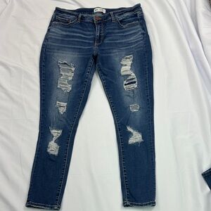 BKE Dark Blue Distressed Skinny ankle Jeans Sz 30-32